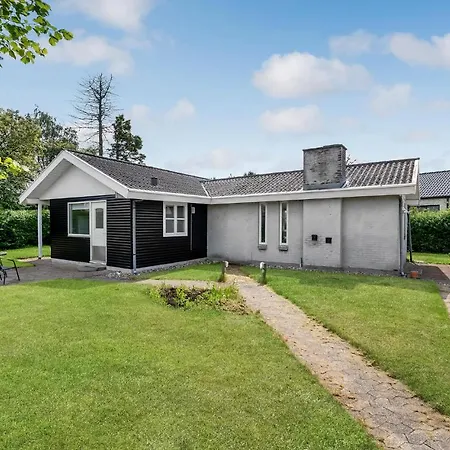 Amazing In With Kitchen Feriehus *