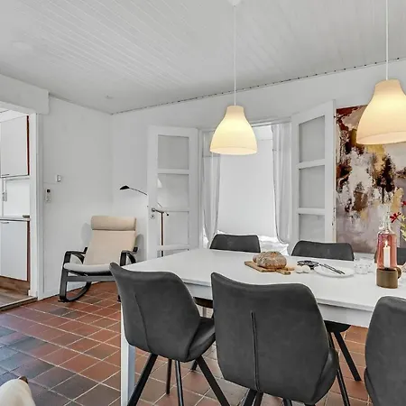 Amazing In With Kitchen * Egå